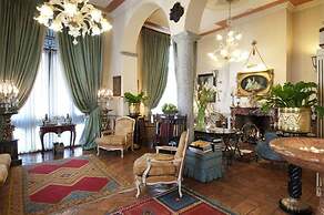 Petit Palais Hotel De Charme