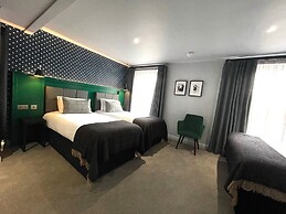 The Churchill Hotel