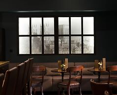 The Churchill Hotel