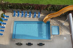 Dinc Hotel