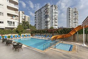 Dinc Hotel