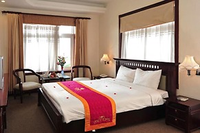 Camela Hotel & Resort