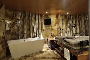 Sahara Star
