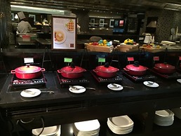 Sahara Star