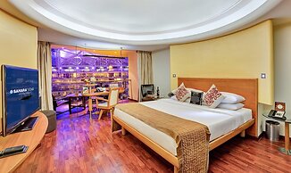 Sahara Star