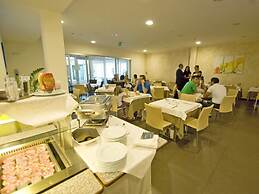 Hotel Cube