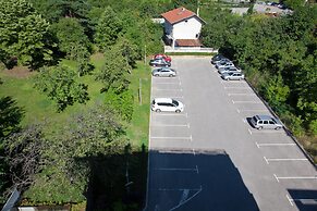 Hotel Zoo Sofia