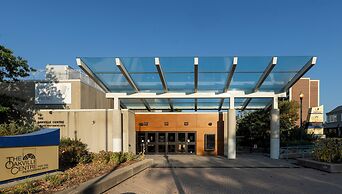 Staybridge Suites Oakville by IHG