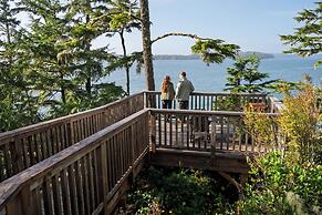 Middle Beach Lodge