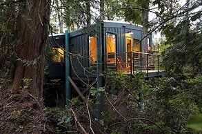 Middle Beach Lodge