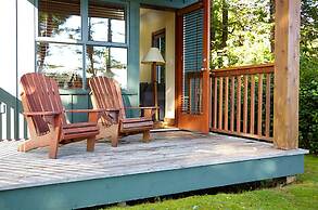 Middle Beach Lodge