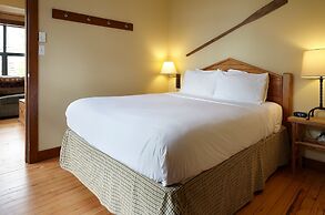 Middle Beach Lodge
