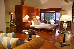 Badian Island Wellness Resort