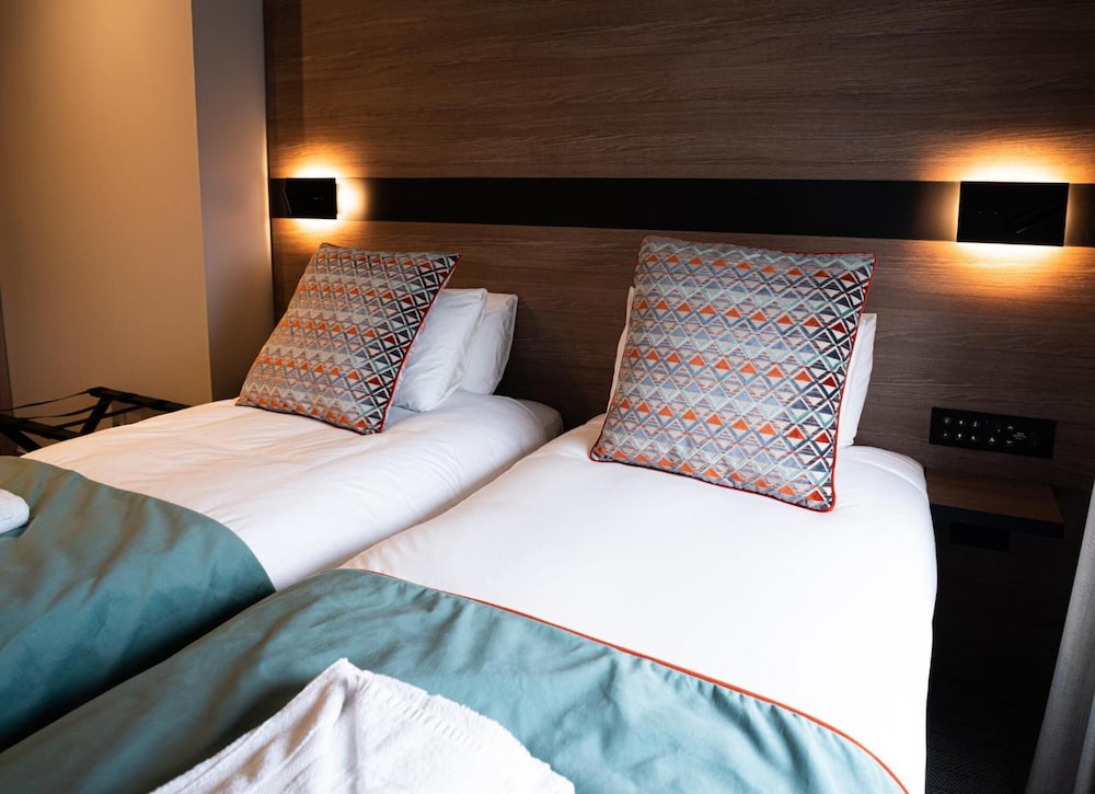 Merit Kensington Hotel