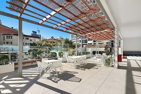 ULTIQA Beach Haven At Broadbeach