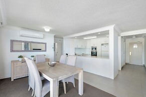 ULTIQA Beach Haven At Broadbeach