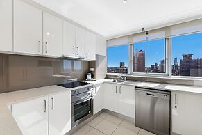 ULTIQA Beach Haven At Broadbeach
