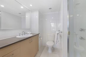 ULTIQA Beach Haven At Broadbeach