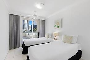 ULTIQA Beach Haven At Broadbeach