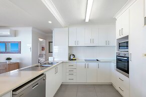 ULTIQA Beach Haven At Broadbeach