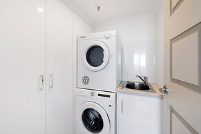 ULTIQA Beach Haven At Broadbeach