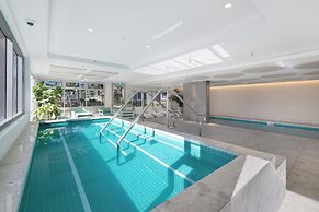 ULTIQA Beach Haven At Broadbeach