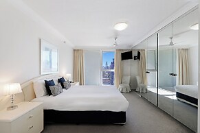 ULTIQA Beach Haven At Broadbeach