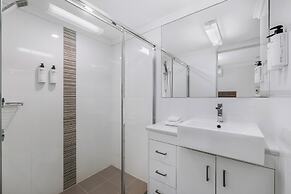 ULTIQA Beach Haven At Broadbeach