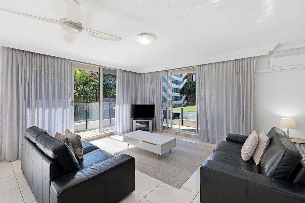 ULTIQA Beach Haven At Broadbeach