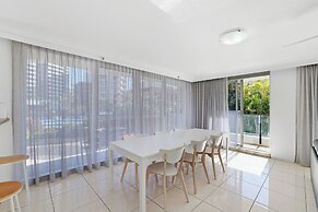 ULTIQA Beach Haven At Broadbeach