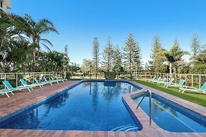 ULTIQA Beach Haven At Broadbeach