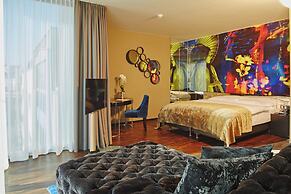 Savoy Hotel