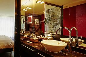 Savoy Hotel