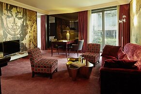Savoy Hotel