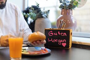 Garner Hotel Cologne Engelbertz by IHG