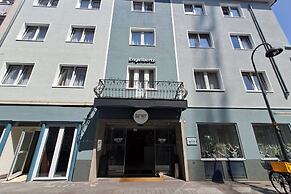 Garner Hotel Cologne Engelbertz by IHG
