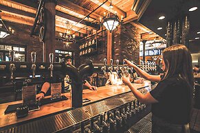 Swans Brewery, Pub and Hotel