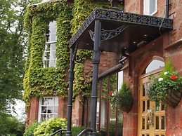 Inchture Hotel