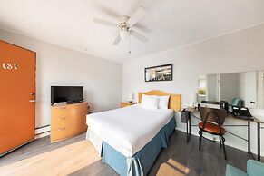 2400 Motel