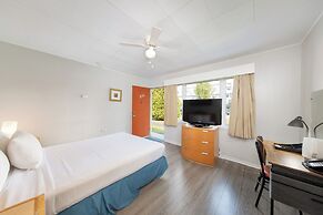 2400 Motel