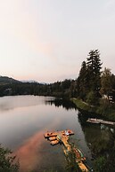 Nita Lake Lodge