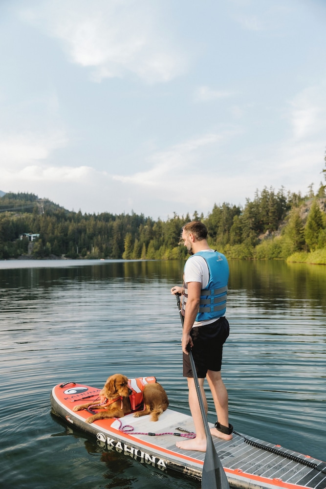 Nita Lake Lodge