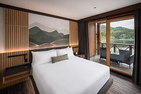 Nita Lake Lodge