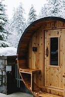 Nita Lake Lodge