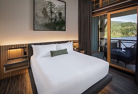 Nita Lake Lodge