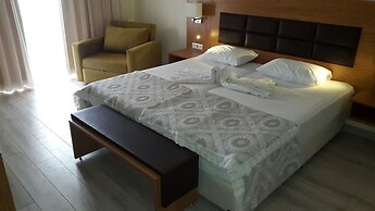 Begonville Hotel