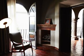 Dos Casas Hotel & Spa