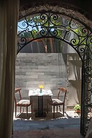 Dos Casas Hotel & Spa