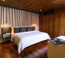 Dos Casas Hotel & Spa