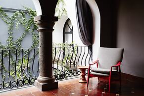 Dos Casas Hotel & Spa